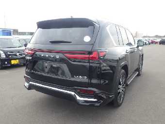 LEXUS LX 2024 Image 2