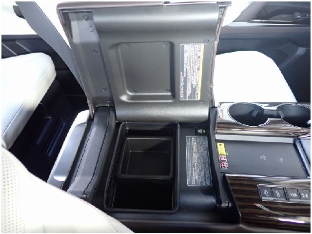 LEXUS LX 2024 Image 27