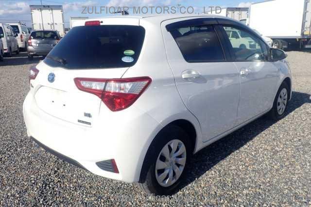 TOYOTA VITZ 2020 Image 2