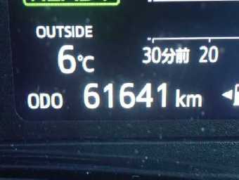 TOYOTA VITZ 2020 Image 6