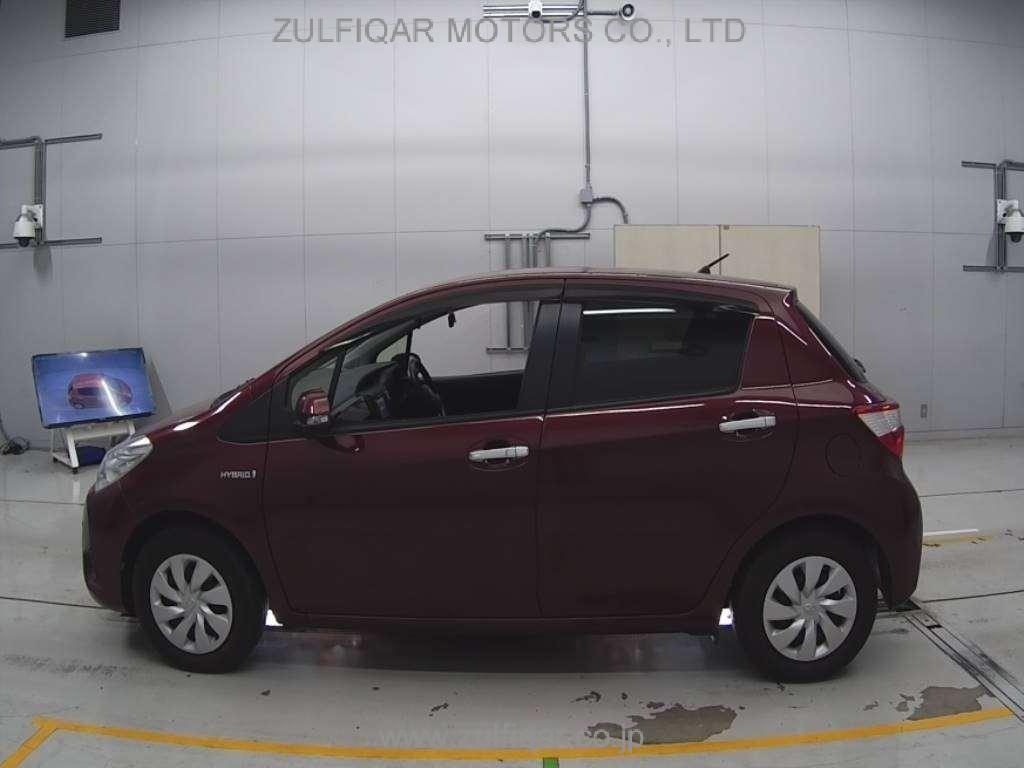 TOYOTA VITZ 2019 Image 4