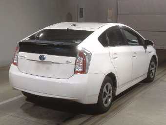 TOYOTA PRIUS 2014 Image 2