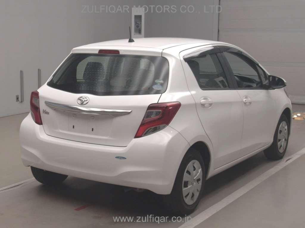 TOYOTA VITZ 2016 Image 2