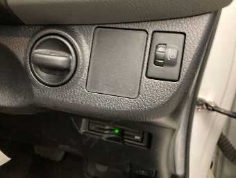 TOYOTA VITZ 2016 Image 7