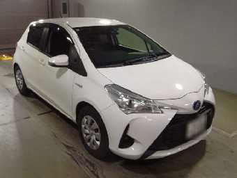 TOYOTA VITZ 2019 Image 3