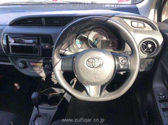 TOYOTA VITZ 2019 Image 6