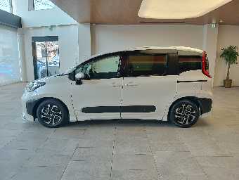 TOYOTA SIENTA 2023 Image 12