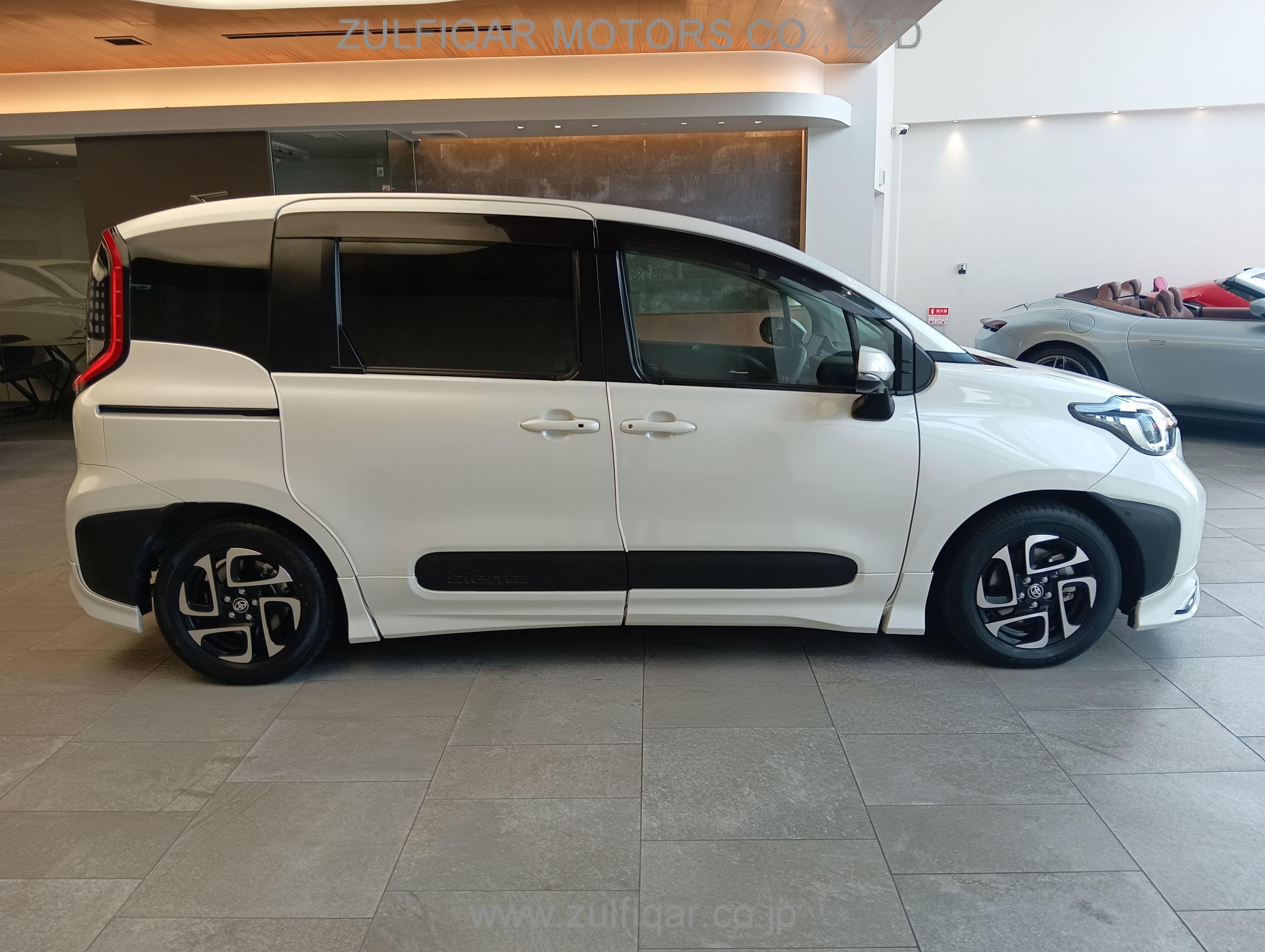 TOYOTA SIENTA 2023 Image 4