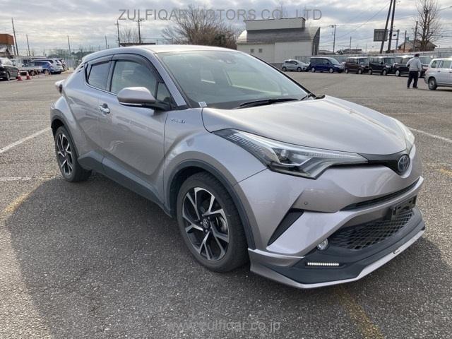 TOYOTA C-HR 2018 Image 1