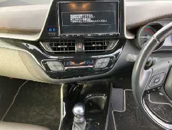 TOYOTA C-HR 2018 Image 7