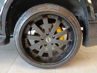 LEXUS LX 2011 Image 14