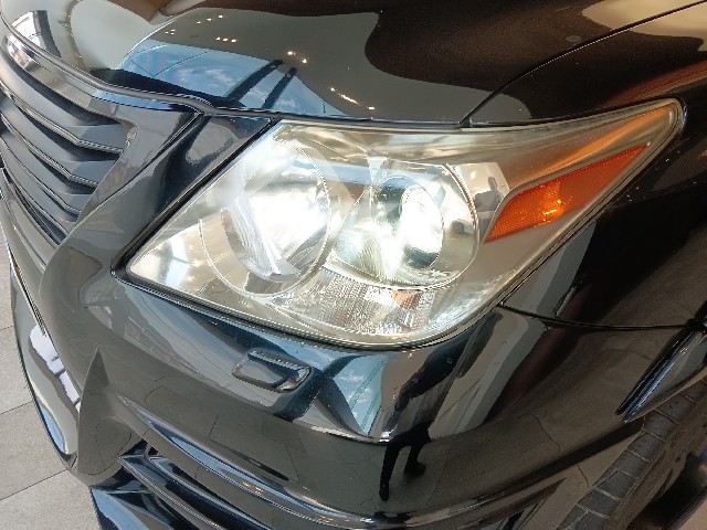 LEXUS LX 2011 Image 23