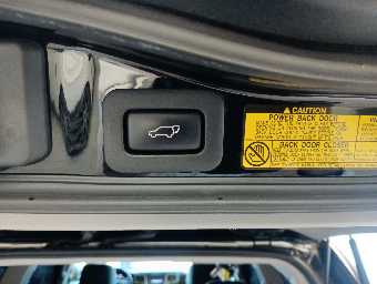 LEXUS LX 2011 Image 26