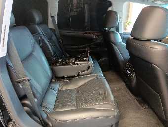 LEXUS LX 2011 Image 35