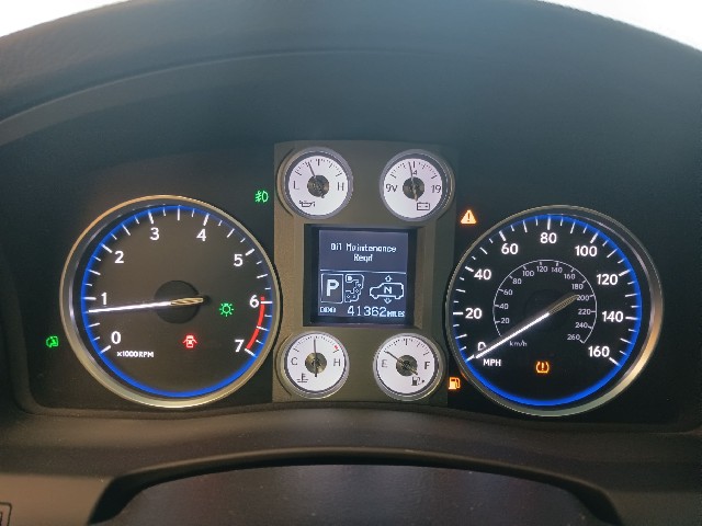 LEXUS LX 2011 Image 44