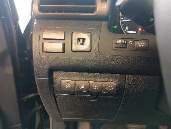 LEXUS LX 2011 Image 42