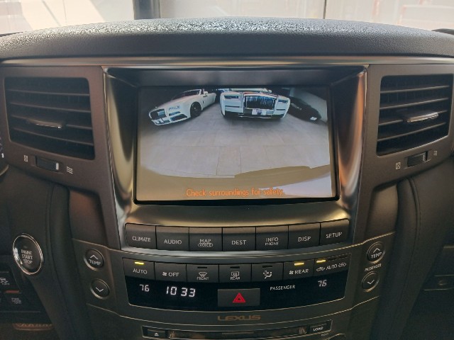 LEXUS LX 2011 Image 50