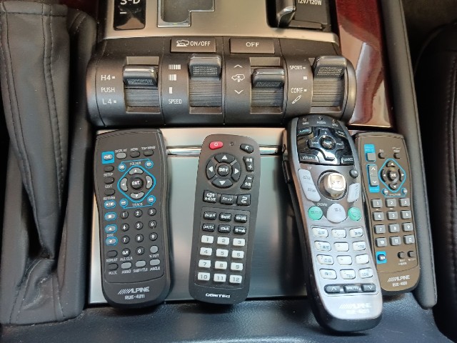 LEXUS LX 2011 Image 54