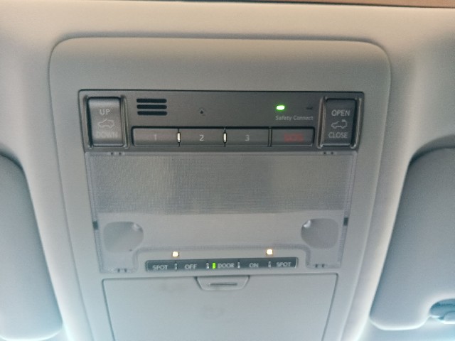 LEXUS LX 2011 Image 57