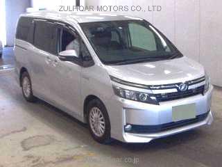 TOYOTA VOXY 2014 Image 4