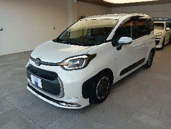 TOYOTA SIENTA 2023 Image 1