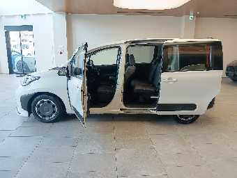 TOYOTA SIENTA 2023 Image 11