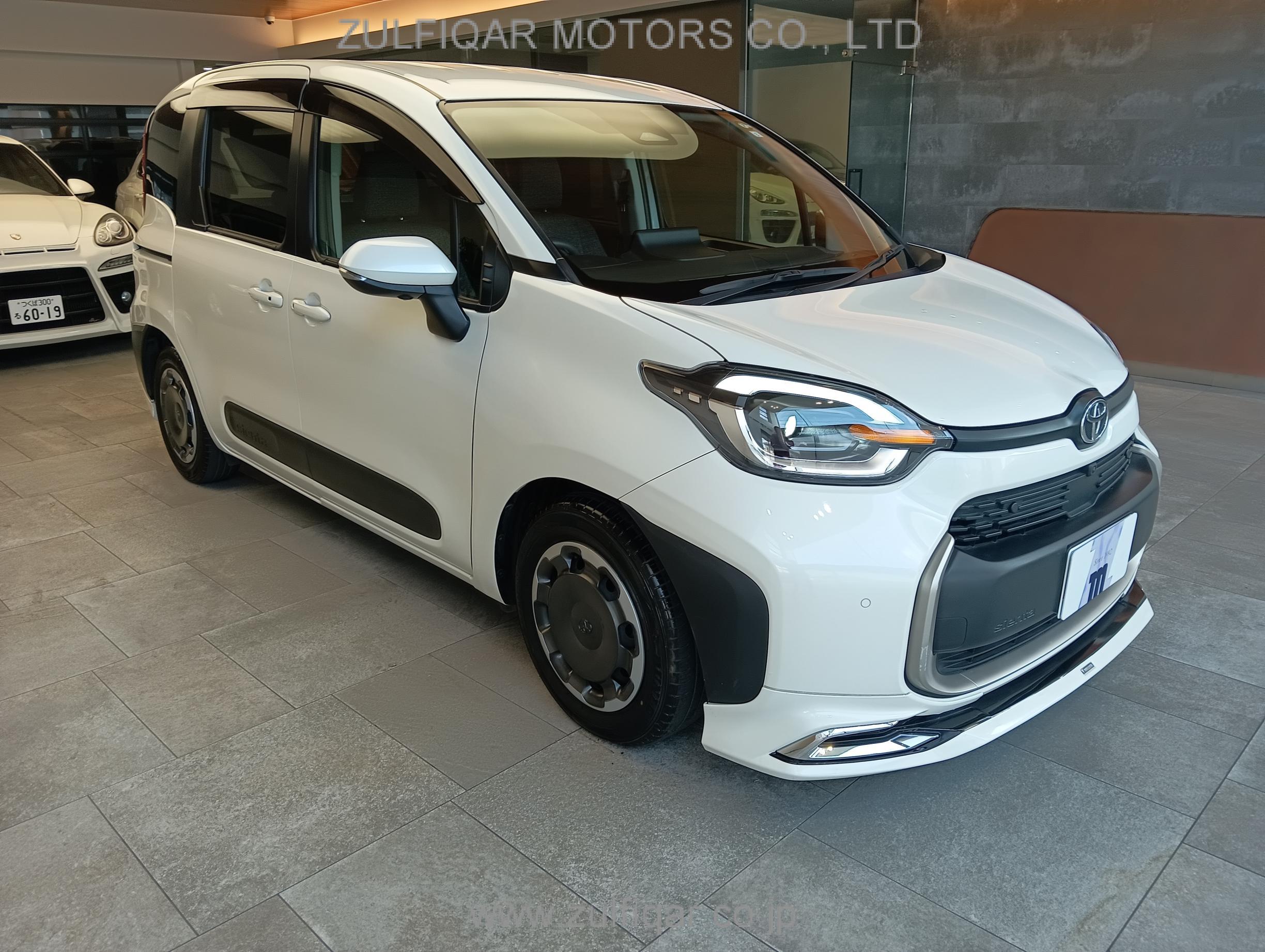 TOYOTA SIENTA 2023 Image 3