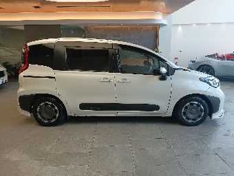 TOYOTA SIENTA 2023 Image 4