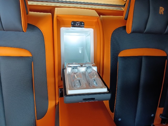 ROLLS ROYCE CULLINAN 2025 Image 52