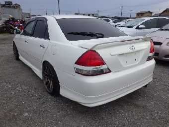 TOYOTA MARK II 2003 Image 3