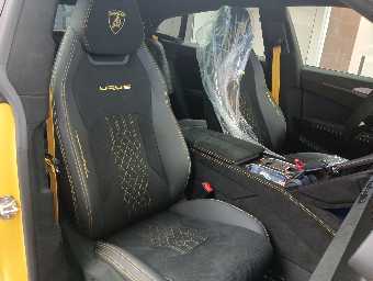 LAMBORGHINI URUS 2025 Image 24