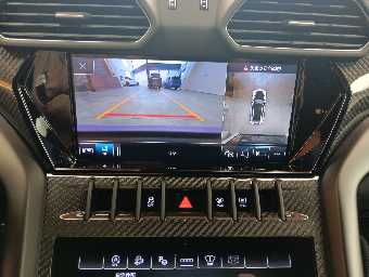 LAMBORGHINI URUS 2025 Image 27