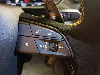 LAMBORGHINI URUS 2025 Image 38