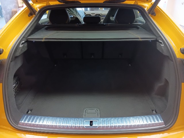 LAMBORGHINI URUS 2025 Image 49