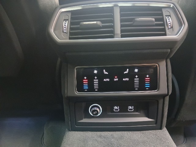 LAMBORGHINI URUS 2025 Image 53