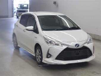 TOYOTA VITZ 2019 Image 4