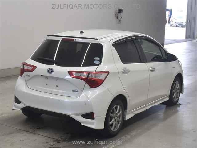 TOYOTA VITZ 2019 Image 5