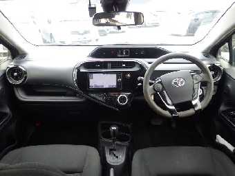 TOYOTA AQUA 2017 Image 5