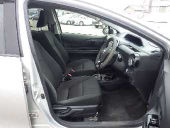 TOYOTA AQUA 2017 Image 12