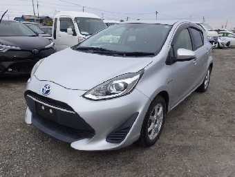 TOYOTA AQUA 2017 Image 1