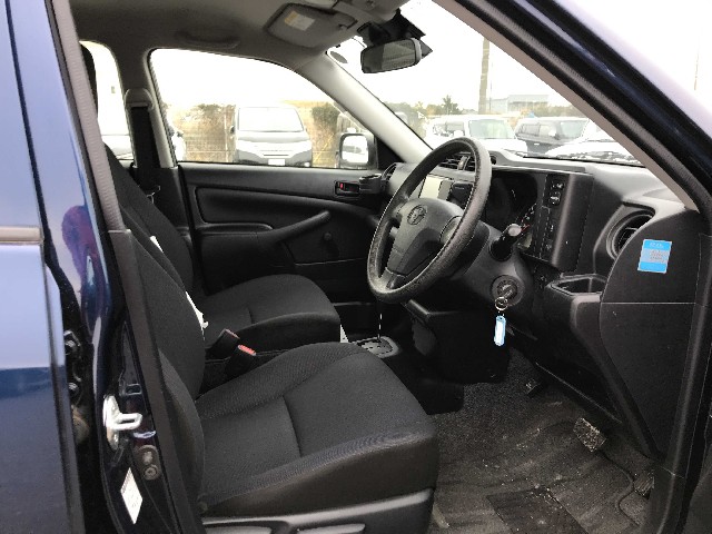 TOYOTA PROBOX 2019 Image 21