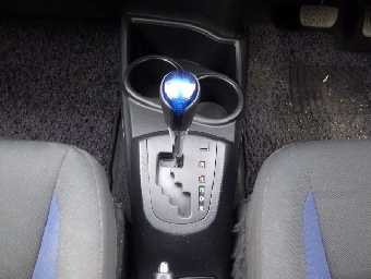 TOYOTA AQUA 2017 Image 6