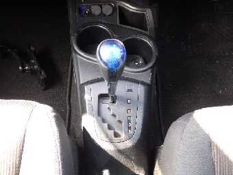 TOYOTA AQUA 2017 Image 6
