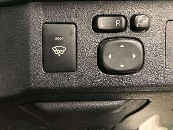 TOYOTA MARK X 2019 Image 8