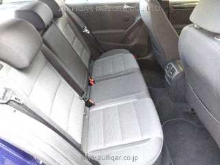 VOLKSWAGEN GOLF 2012 Image 6