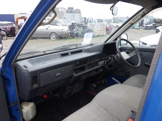 TOYOTA LITEACE TRUCK 1992 Image 25