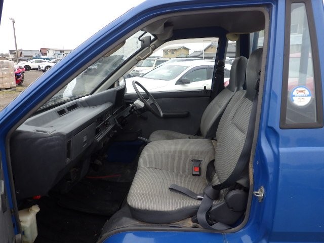 TOYOTA LITEACE TRUCK 1992 Image 26