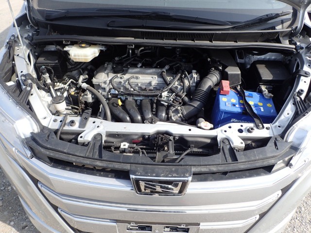 TOYOTA NOAH 2021 Image 22