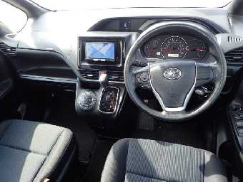 TOYOTA NOAH 2021 Image 32