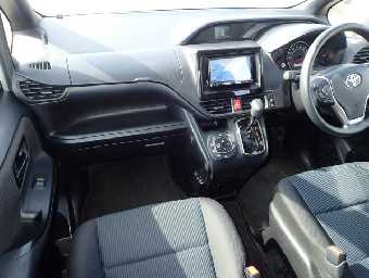 TOYOTA NOAH 2021 Image 33
